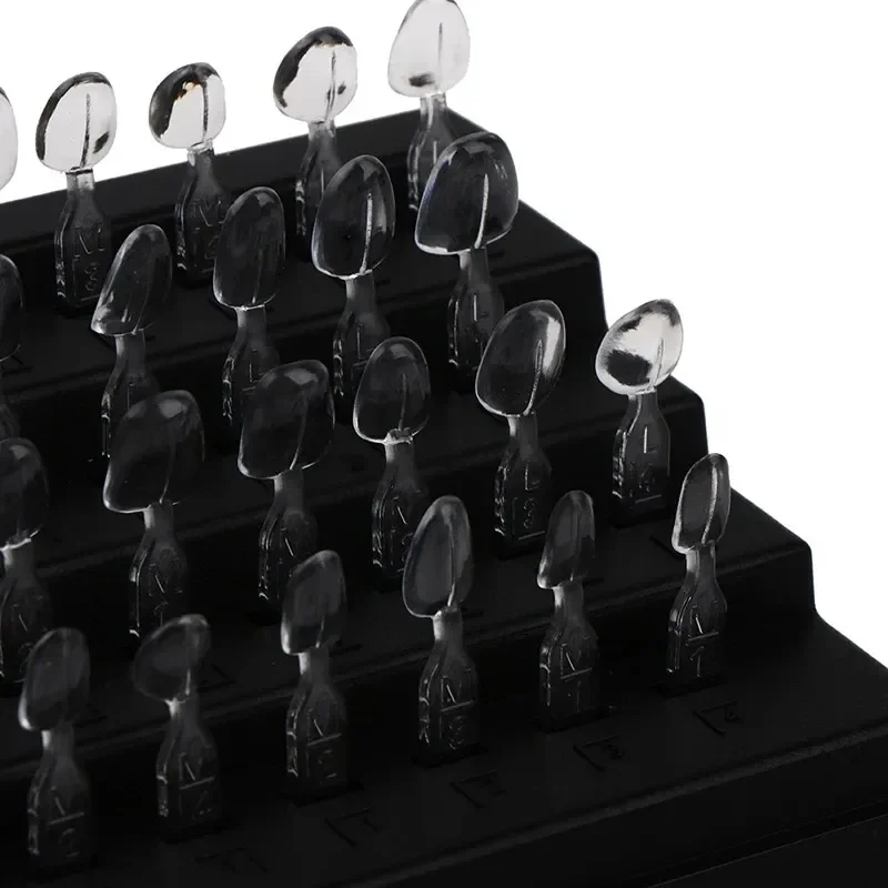 Kit di 32 Stampi per Faccette  - Teeth Whitening Moulds recensione e prezzo